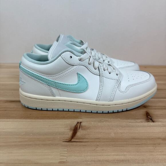 Air Jordan 1 Low Retro Sneakers Nike Sail Igloo Blue DC0774-134 Women's Size 7 - Picture 1 of 10